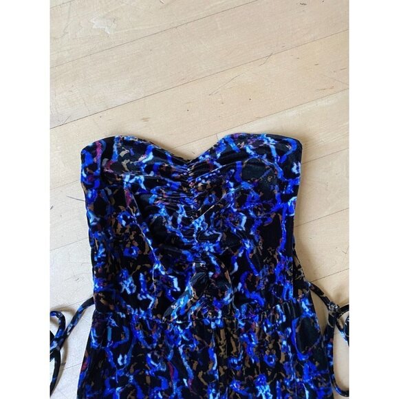 Open edit BNWOT one piece Velour strapless jumpsuit Size XSmall NEW - Picture 6 of 8